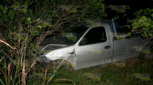 Lesionados y daños materiales sobre la carretera Álamo-Castillo de Teayo Lesionados Daños Materiales Carretera Álamo Castillo de Teayo