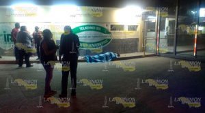 ¡Murió afuera de su trabajo! Murió Afuera Trabajo