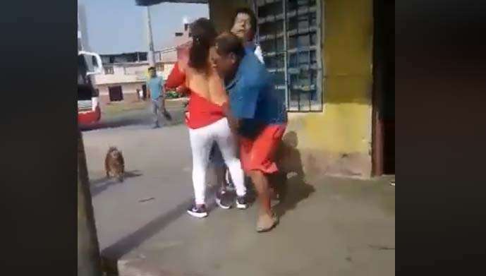 Deja semidesnuda a su esposa en plena calle al sorprenderla con “amante”