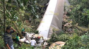 Vuelca tráiler;1 muerto y dos lesionados