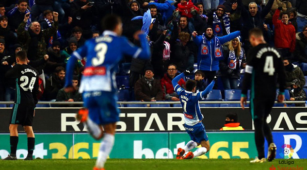 De último minuto, el Espanyol venció al Madrid por la mínima