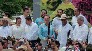 Cumbre comienza a brillar Cumbre Comienza Brillar