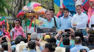 Cumbre comienza a brillar Cumbre Comienza Brillar