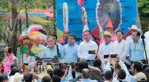 Cumbre comienza a brillar Cumbre Comienza Brillar