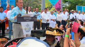 Cumbre comienza a brillar Cumbre Comienza Brillar