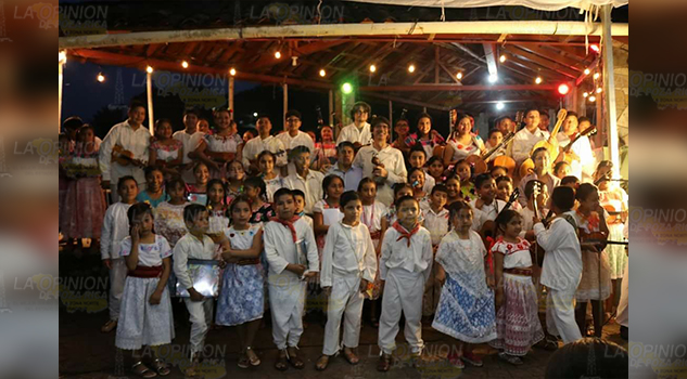 “Cantaros del sol” en conciertos