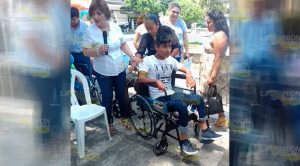 Entrega DIF Municipal sillas de ruedas a personas con discapacidad DIF Municipal Sillas Ruedas Personas Discapacidad