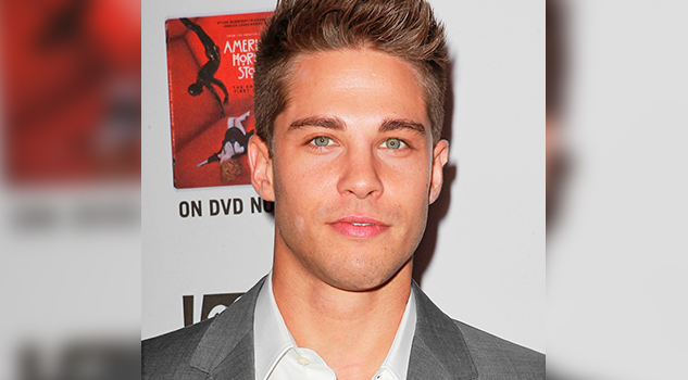 Dean Geyer, enamora te Australia