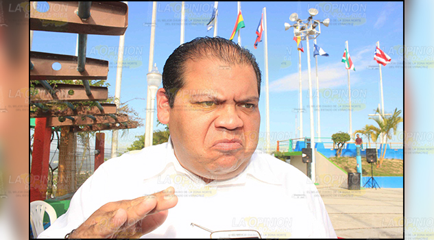 Edson Andrade, un oportunista político