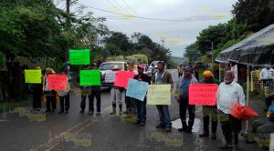 Exigen reparación de la carretera estatal Zapotalillo-Jiliapa-Castillo de Teayo Exigen Reparación Carretera Estatal
