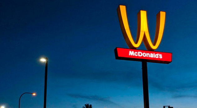 Gira McDonald's su logotipo para celebrar a las mujeres Gira McDonald's Logotipo Celebrar Mujeres