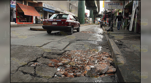 Baches por todos lados