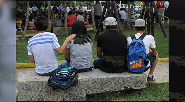 Gobiernos desdeñan a jóvenes