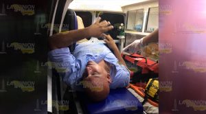 Taxi se accidenta en la carretera Poza Rica-Cazones Taxi Accidenta Carretera Poza Rica Cazones