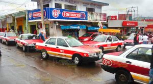 Taxistas paralizan la zona centro Taxistas Paralizan Zona Centro Cerro Azul