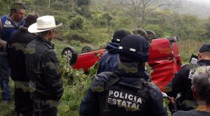 Alumnos y maestros lesionados en aparatosa volcadura