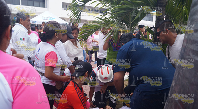 Presidenta del DIF de Tuxpan, colapsa en carrera atlética.