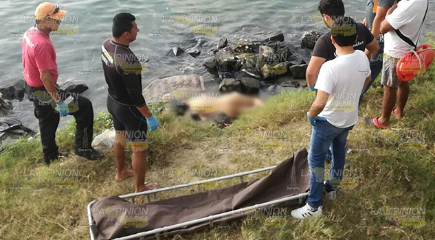 ¡Matan a una mujer en el río!