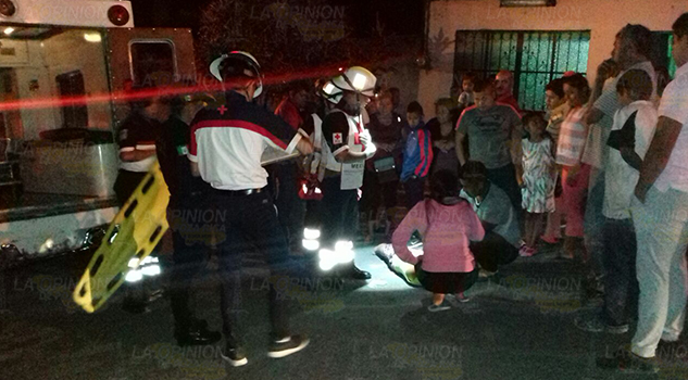 Tras perder equilibrio con su bicicleta Niño se fractura su brazo al caer