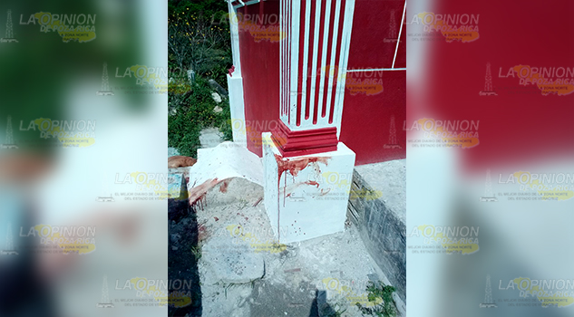 ¡Asesinado a navajazos!