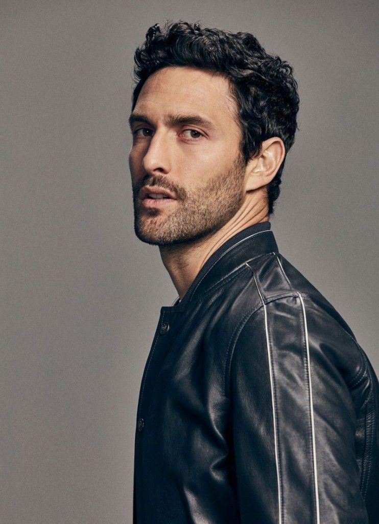Noah Mills este guapo Tauro nació en Baltimore, Maryland (Estados Unidos)
