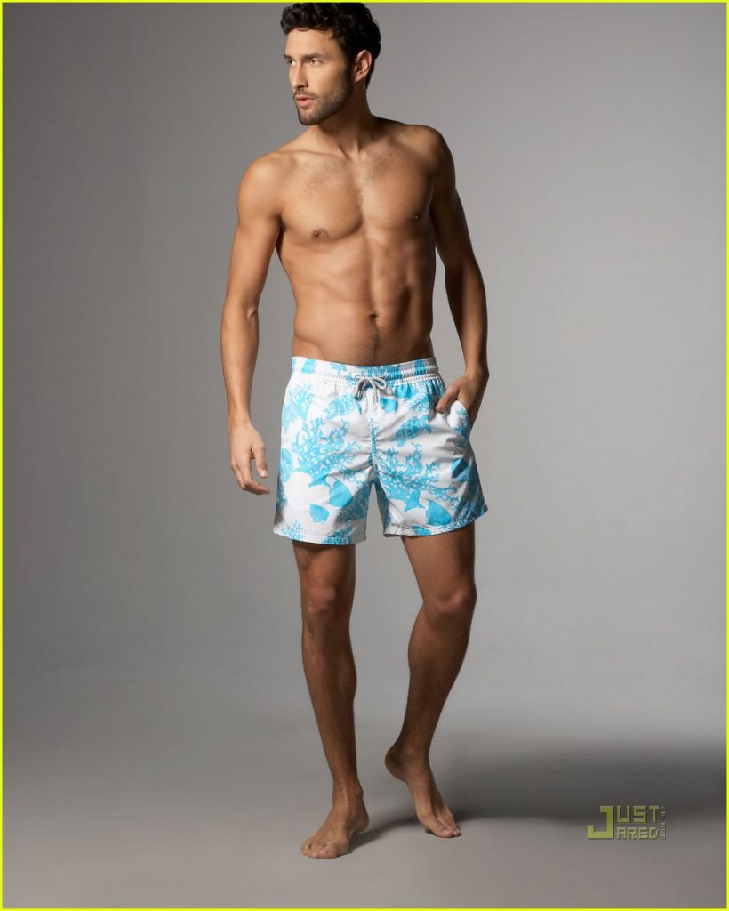 Noah Mills este guapo Tauro nació en Baltimore, Maryland (Estados Unidos)