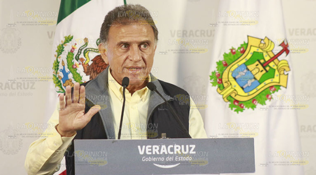 Dan recompensa por líder criminal