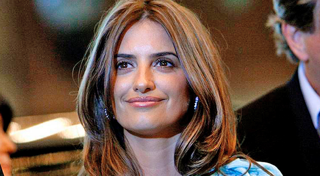 Penélope Cruz se une a la causa y apoya la huelga feminista en España