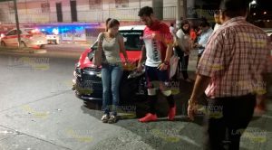 Aparatoso Accidente Entre Taxi Motocicleta