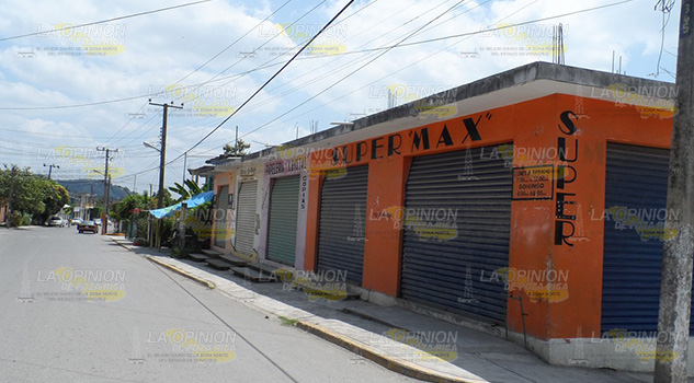Cierran Decenas Comercios