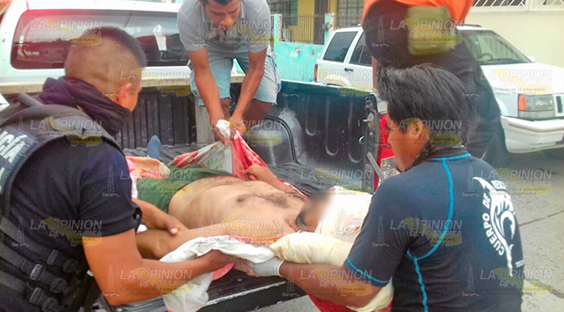 Se dio un tiro en la sien, falla en intento de suicidio y muere al llegar al hospital