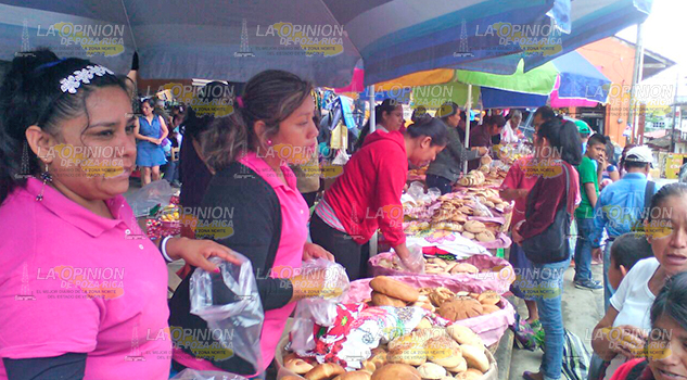 Aumenta venta de pan en Chicontepec