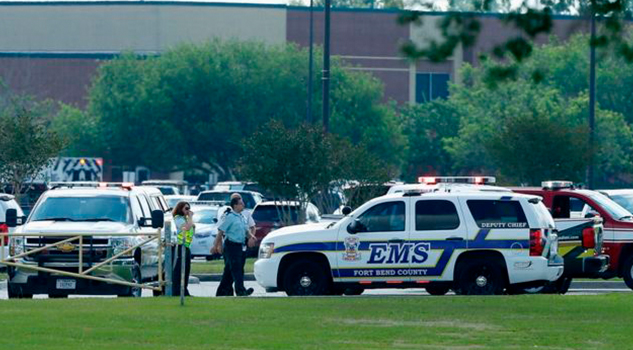 10 Muertos Tiroteo Escuela Secundaria Texas