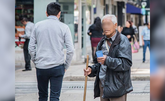 Hay 2.2 millones de mexicanos menos en pobreza