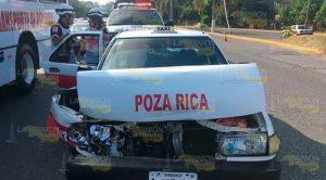 Accidente sobre el Boulevard Petromex Accidente Taxi Camioneta Avenida Petromex