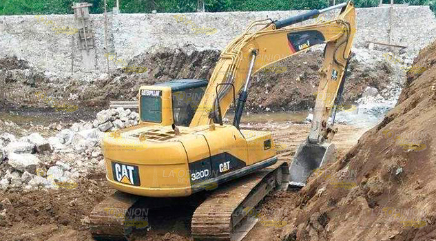 Clausuran obra que obstruye río pero los trabajos siguen Clausuran Obra Obstruye Río Pero Trabajos Siguen