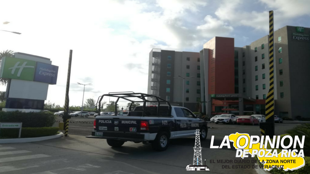 Muere en el interior del hotel Holiday Inn Expres