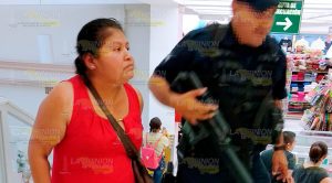 Quería estrenar blusas sin pagar Quería Estrenar Blusas Sin Pagar