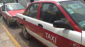 Retiran taxis en pésimo estado