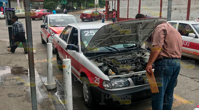Retiran Taxis Pésimo Estado