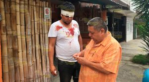 Se duerme al volante y choca contra camioneta Se Duerme Volante Choca Contra Camioneta