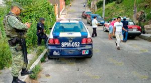 Su mamá lo encontró muerto Su Mamá Lo Encontró Muerto