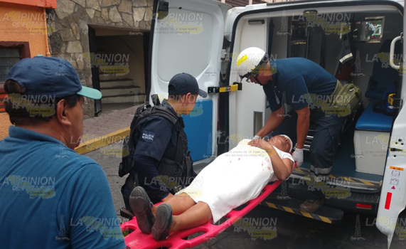Mujer comerciante resulta descalabrada