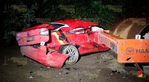 ¡Chocan contra aplanadora! fatídico accidente Choque Mortal Tuxpan