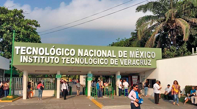 Aspirantes presentan examen de admisión al Tecnológico de Veracruz