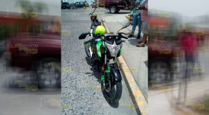 Joven motociclista es embestido por camioneta en Tuxpan Joven Motociclista Embestido Camioneta Tuxpan