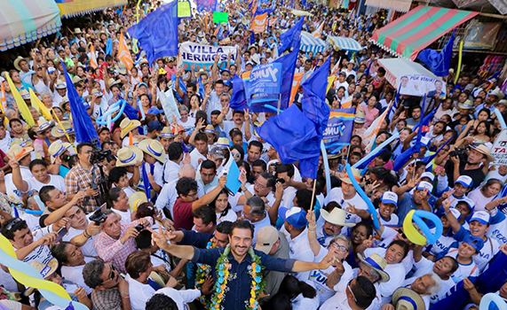 Por más y mejores escuelas: Yunes