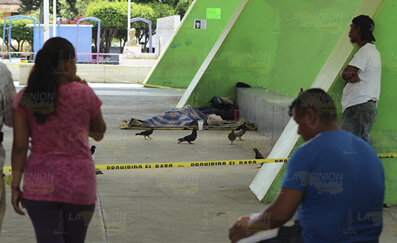 Lo sorprende la muerte en la Plaza Cívica
