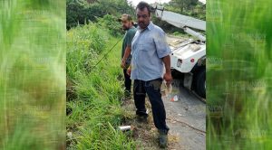 Se duerme al volante y termina en un barranco Se Duerme Volante Termina Barranco
