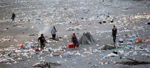 Toneladas de basura y presunta violación en la fiesta de San Juan